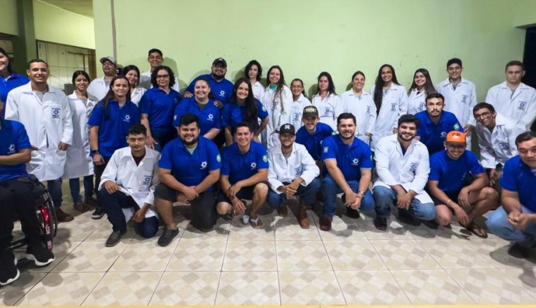 Prefeitura de Nova Monte Verde padroniza uniformes de graduandos em Agronomia
