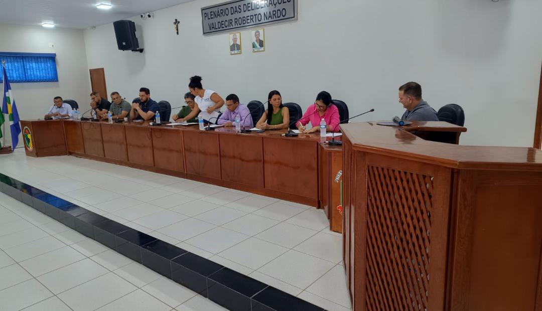 Presidente da Câmara de Carlinda destaca eleição tranquila, fala sobre participação popular nas sessões e deixa mensagem às mulheres carlindenses