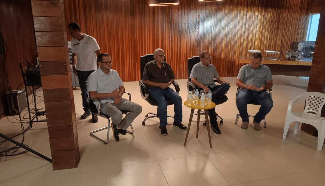 Vereador Adelson Servidor articula reunião com deputado Júlio Campos para discutir demandas da região