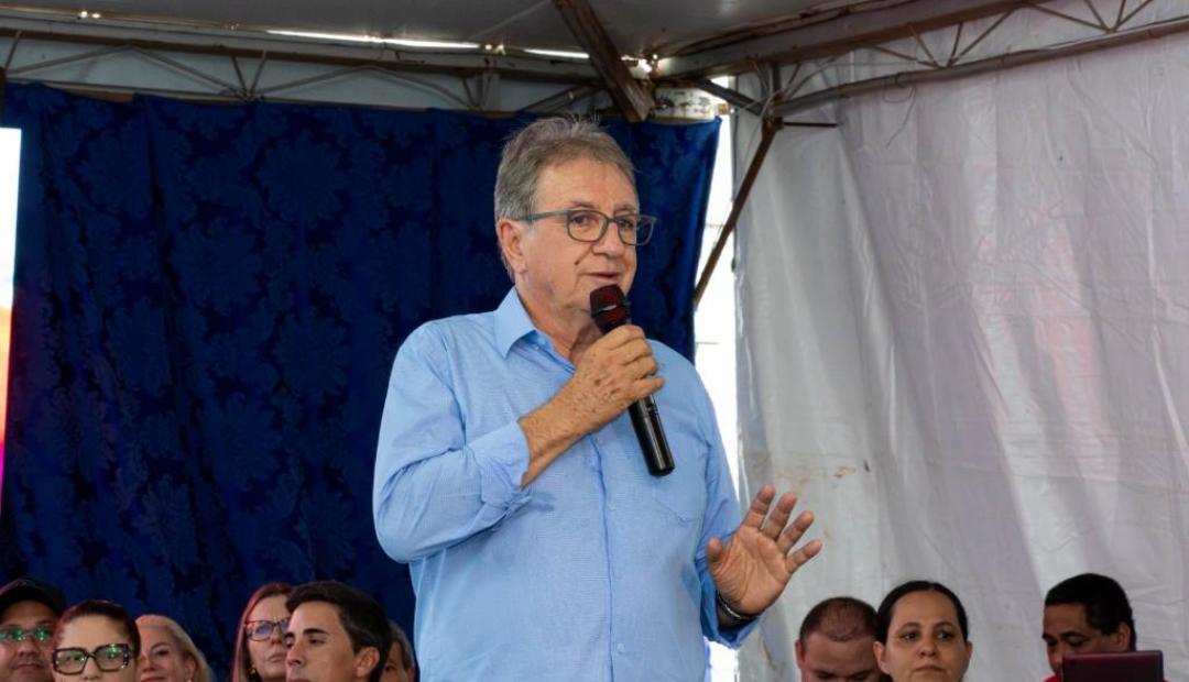 Asfalto, escolas e máquinas: Paranaíta recebe R$ 22,2 milhões em novos investimentos do Governo de MT