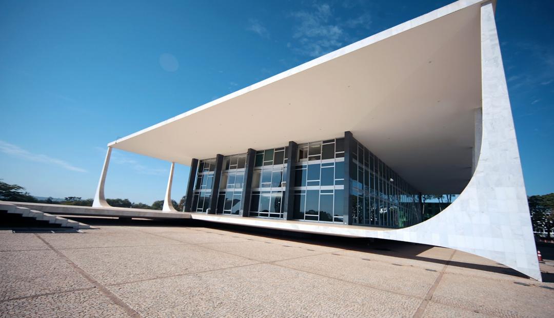 STF proíbe municípios de usarem área do imóvel para definir alíquota do IPTU; progressividade deve considerar valor