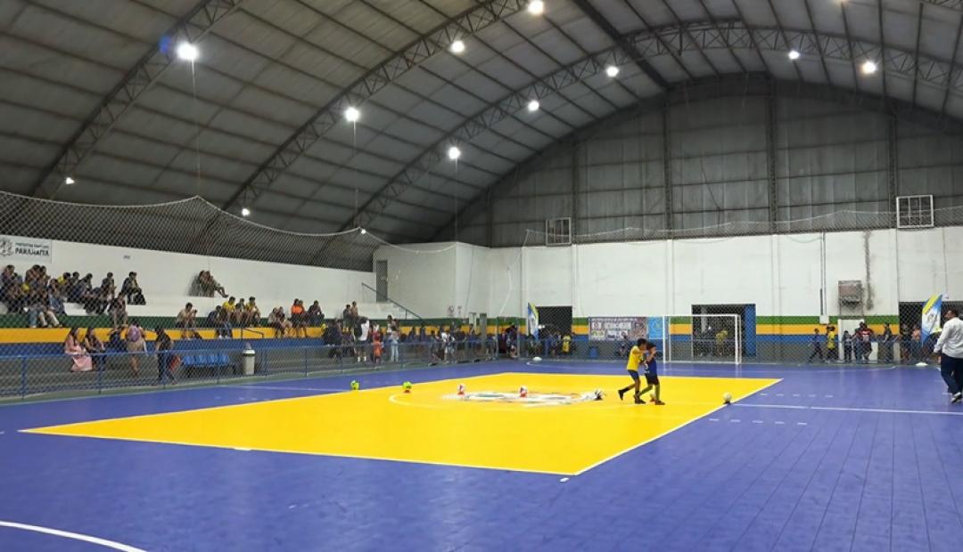 Paranaíta abre Campeonato Municipal de Futsal com ato cívico e entrega R$ 800 mil em melhorias no Ginásio JVC