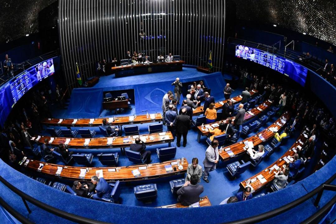 Projeto amplia de 40 para 60 salários mínimos o valor máximo de pequenas causas