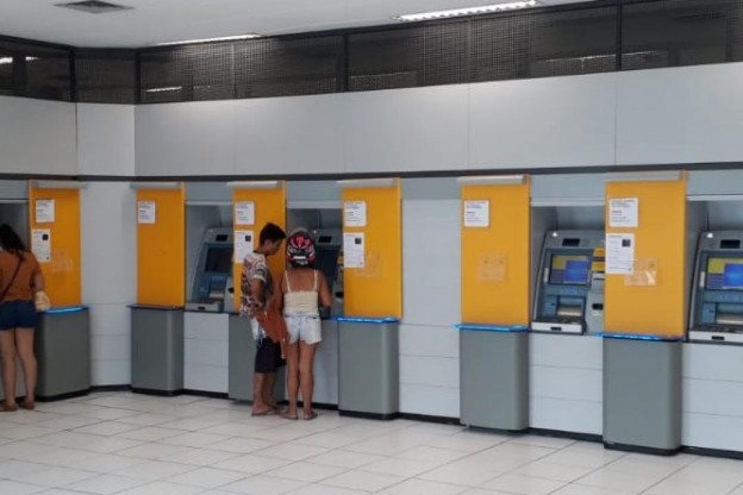 Bancos não terão atendimento presencial na segunda e terça de Carnaval; expediente volta na 4ª de Cinzas