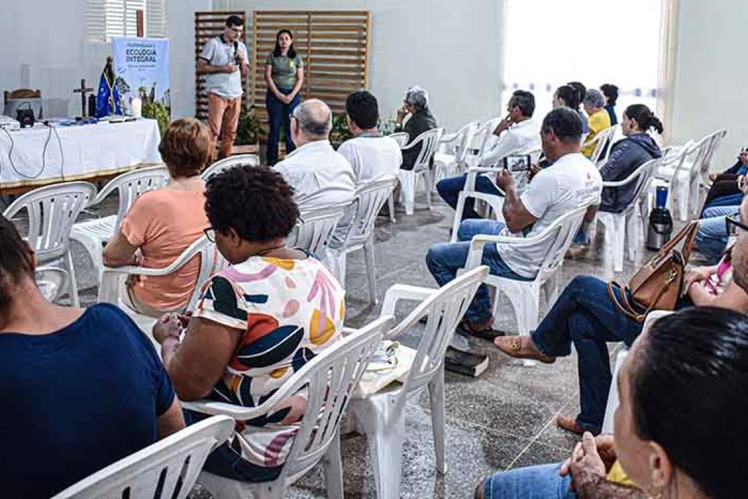 Secma realiza palestra sobre Meio Ambiente na Paróquia Bom Pastor, em Alta Floresta, referente à Campanha da Fraternidade 2025