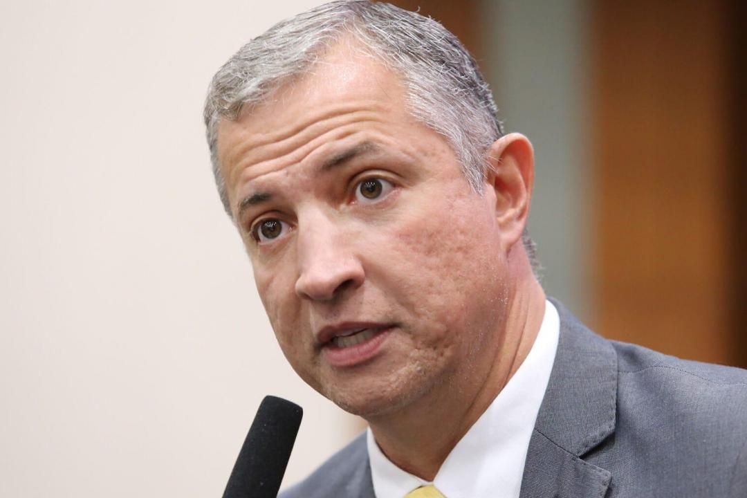 Deputado Faissal entra com ação contra Via Brasil e Estado por irregularidades em contrato