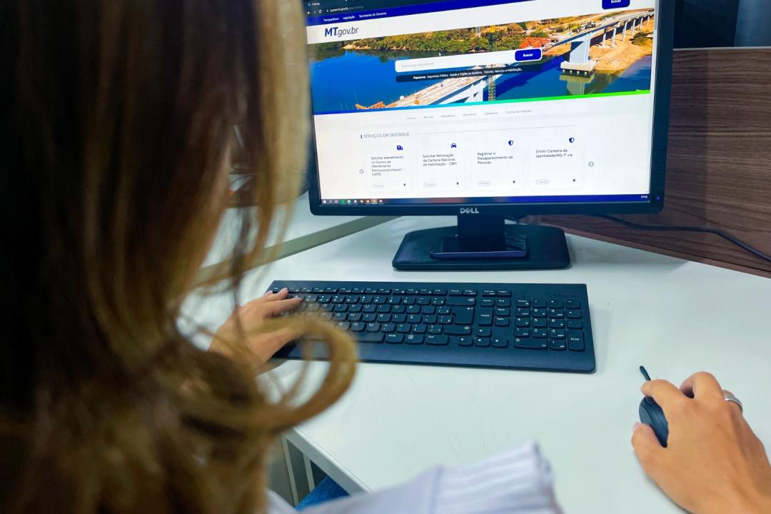 Estudantes da rede estadual podem fazer rematrícula pelo MT Cidadão e portal de serviços do Governo