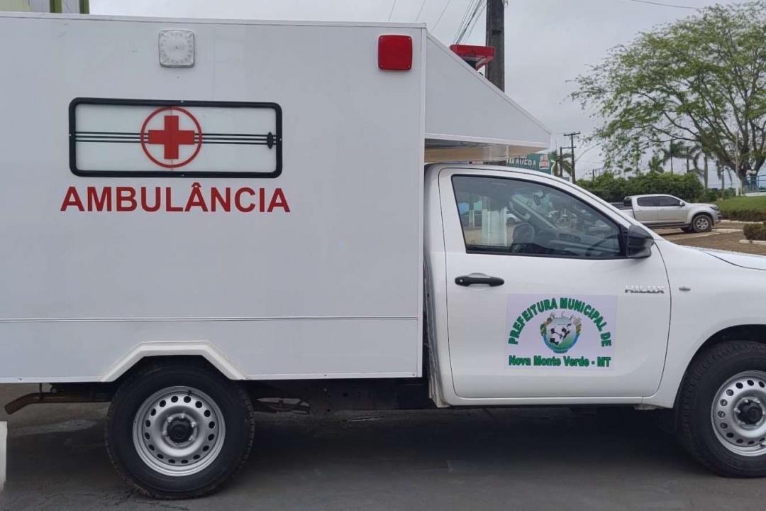Aquisição de ambulância reforça estrutura da secretaria de saúde de Nova Monte Verde