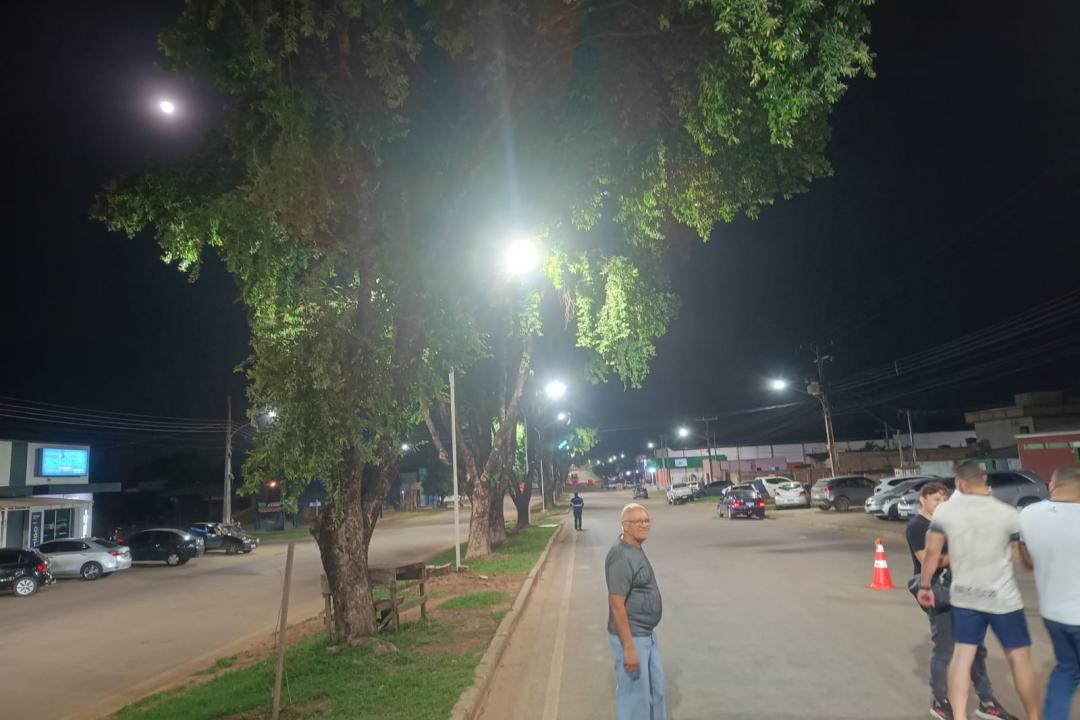 Prefeitura de Alta Floresta inaugura nova iluminação de LED na Avenida Amazonas