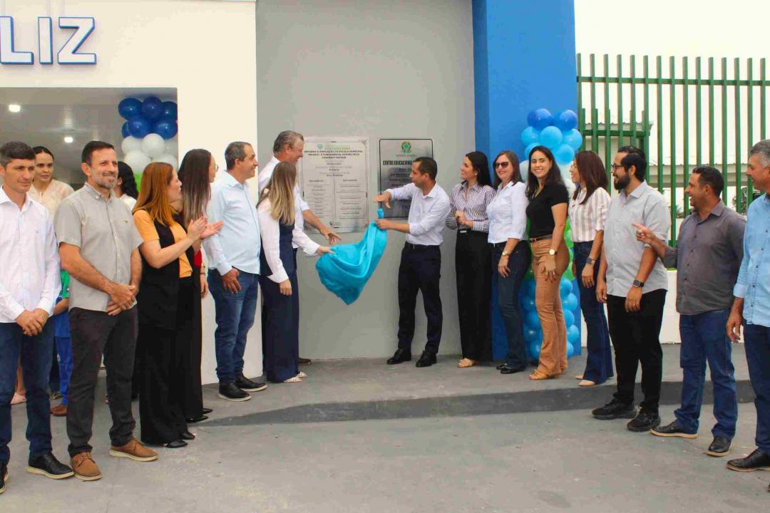 Governo municipal de Nova Monte Verde entrega para a comunidade, unidade escolar reformada e ampliada