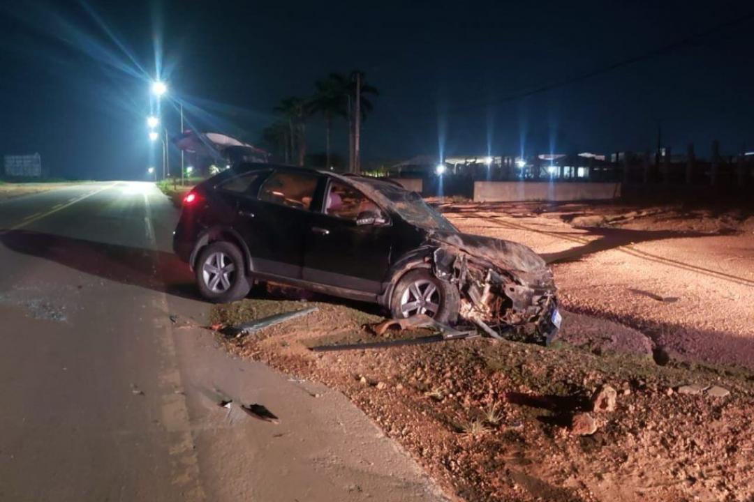 Jovem de 22 anos foi preso em flagrante pela PM, por embriaguez ao volante após causar acidente  MT 208. 