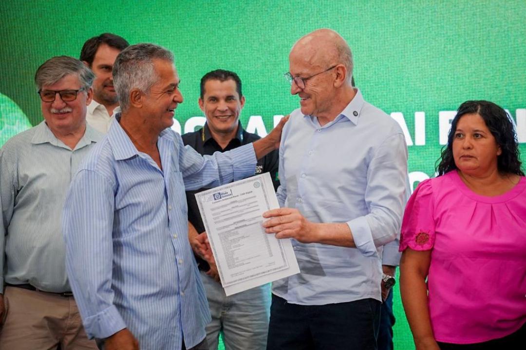 Governo de MT lança programa Regulariza Rural: “estão dando segurança para produzir”, afirma produtor