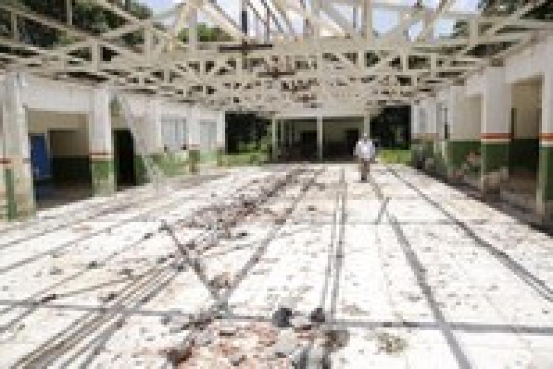 Presidente da Câmara parabeniza Executivo Municipal por início de reforma na Escola Aluízio de Azevedo