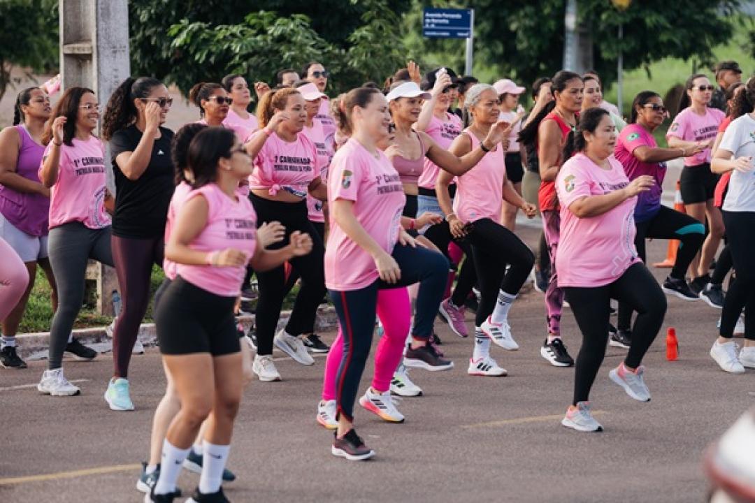 1ª Caminhada Patrulha Maria da Penha reúne comunidade e reforça ações de saúde e proteção às mulheres em Alta Floresta