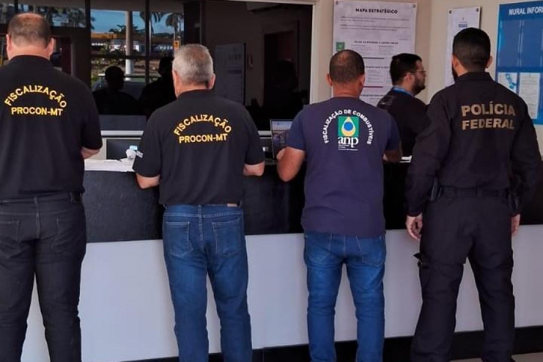 Procons de MT notificam postos para coibir aumento ilegal no preço de combustíveis