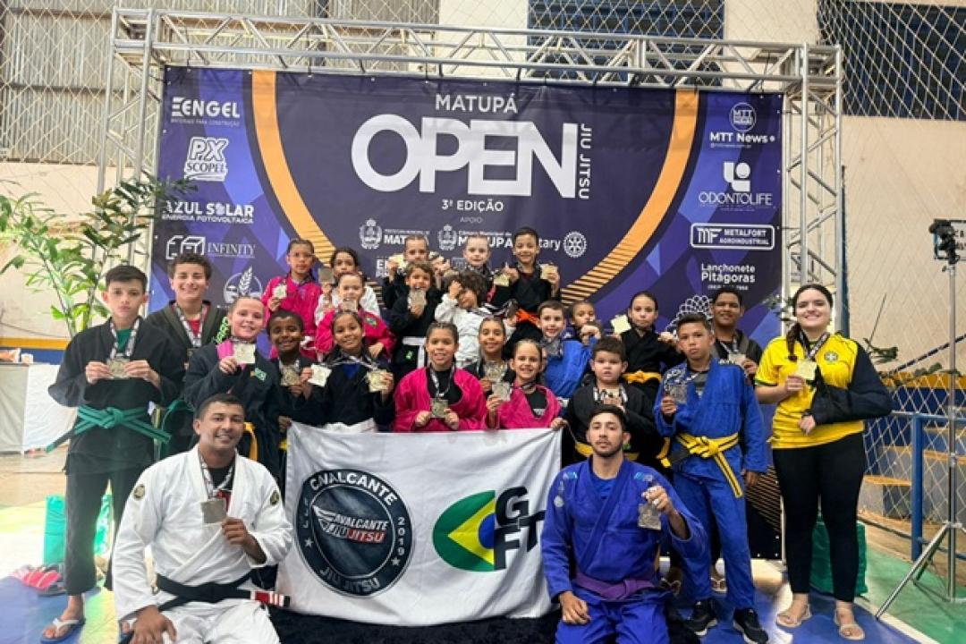 Pequenos em número, gigantes no tatame: Paranaíta conquista o 2º lugar geral no 3º Matupá Open de Jiu-Jitsu