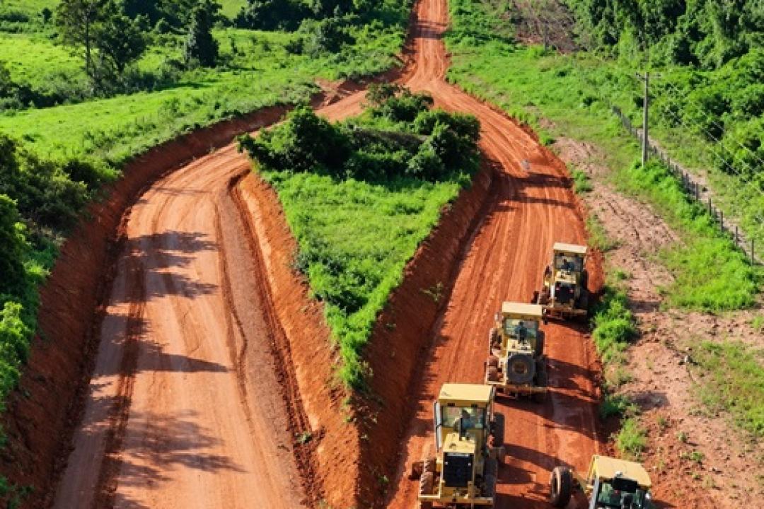 Prefeitura de Nova Monte Verde conclui recuperação de pontos críticos na MT-160 e inicia aterro em ponte de concreto