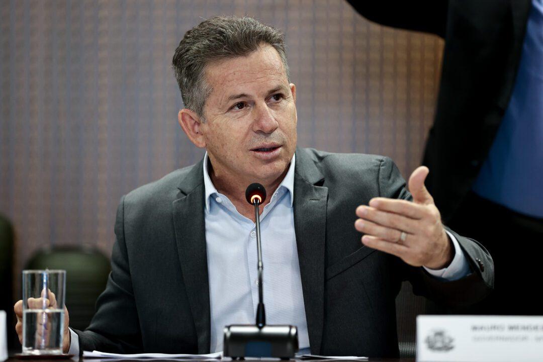 Governador de MT propõe que estado pague multa ao cidadão se atrasar serviço