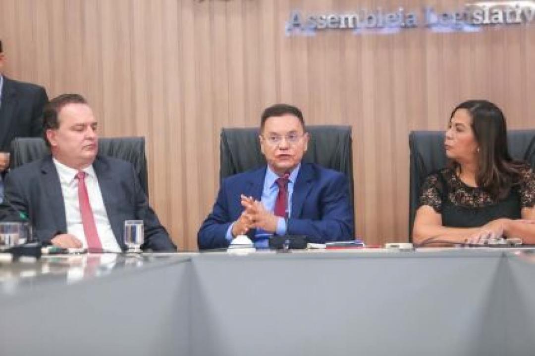 Mesa técnica de negociação é criada para discutir recomposição salarial de servidores