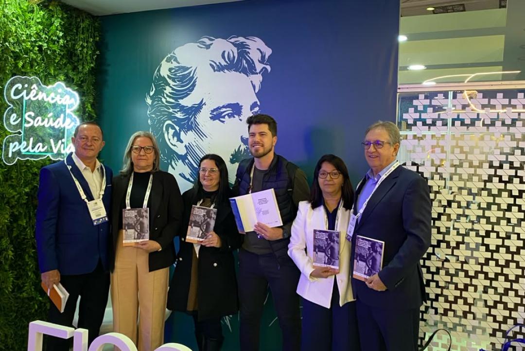 Paranaíta tem experiência reconhecida pela Fiocruz em livro que destaca práticas exitosas do SUS no Brasil
