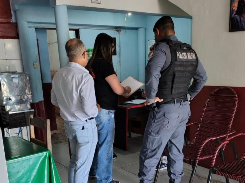 Fiscalização encontra irregularidades e hotel é interditado no Setor F