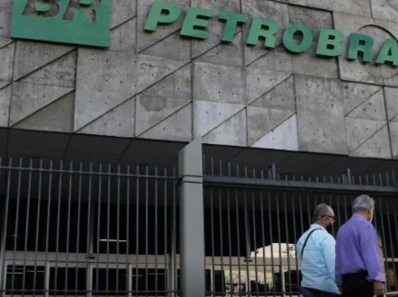 Petrobras assina contrato de venda de petróleo com estatal indiana