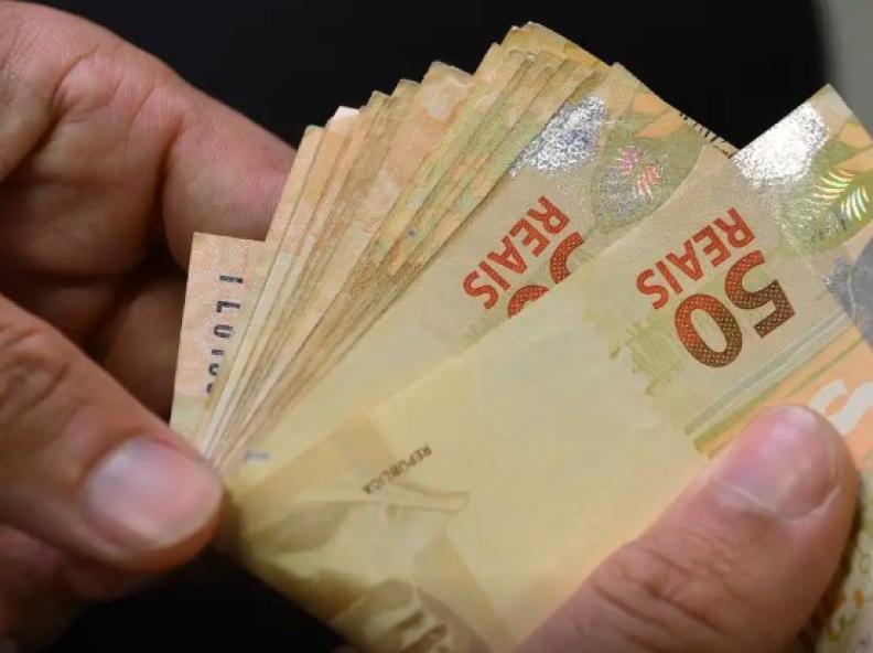 Febraban projeta crescimento do crédito para 8,5% em 2025