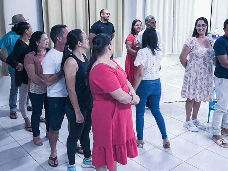 Serviço Família Acolhedora promove capacitação continuada com famílias