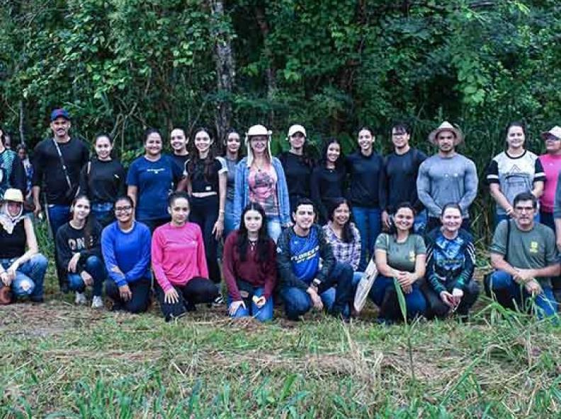 Parque Zoobotânico recebe o plantio de 500 mudas de espécies nativas