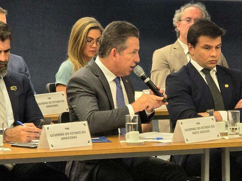 Governador pede que STF permita que aviões agrícolas combatam incêndios em MT