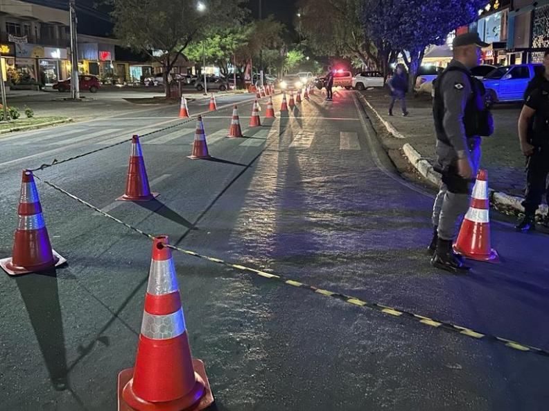 Blitz da Lei Seca prende oito motoristas por embriaguez e apreende 21 veículos
