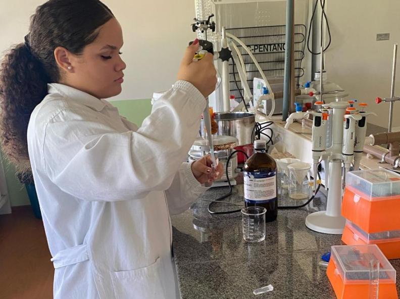 Pesquisa avalia substâncias orgânicas como alternativa promissora no combate à mancha angular do algodoeiro
