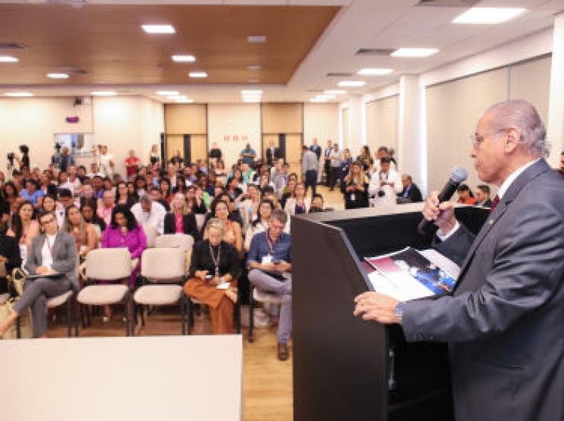 Vereadoras e prefeitas participam de curso sobre Desempenho do Mandato e a Legística oferecido pela ALMT