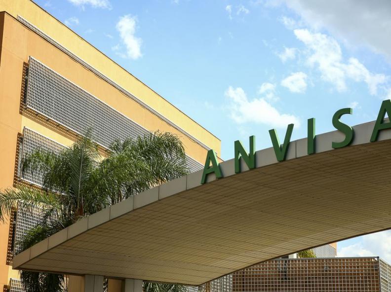 Anvisa proíbe suplementos alimentares com ora-pro-nóbis