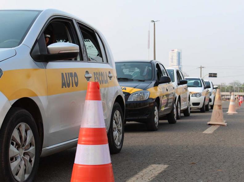 Detran aplica mais de 60 mil provas teóricas e práticas para habilitação em MT