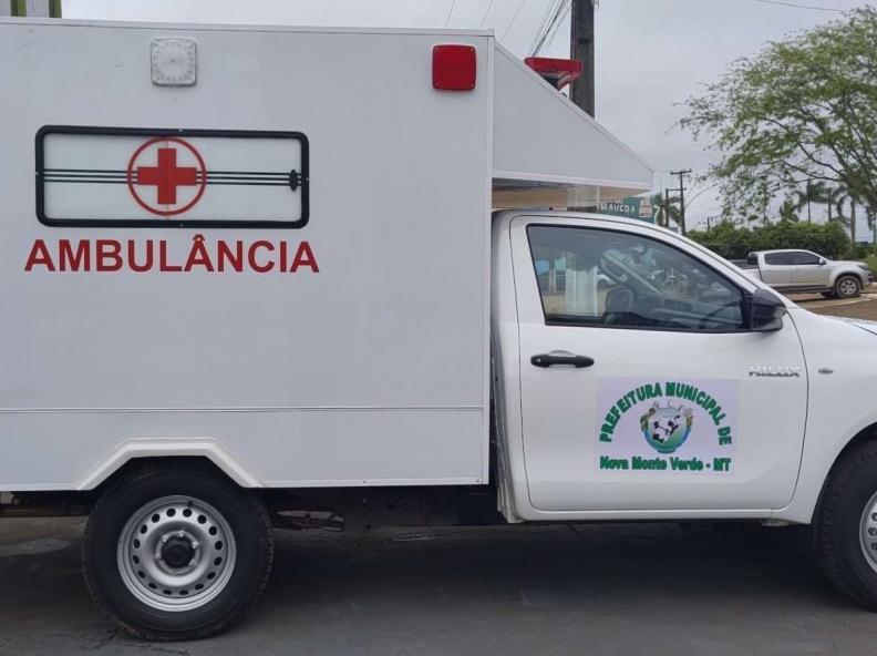 Aquisição de ambulância reforça estrutura da secretaria de saúde de Nova Monte Verde