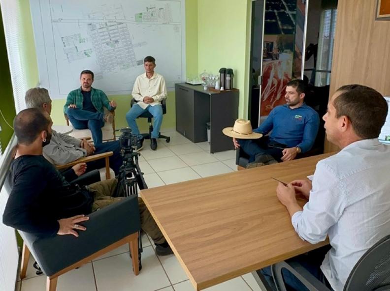 Nova Monte Verde se destaca em produção sustentável: Fazenda Caruru é premiada e prefeito celebra reconhecimento nacional
