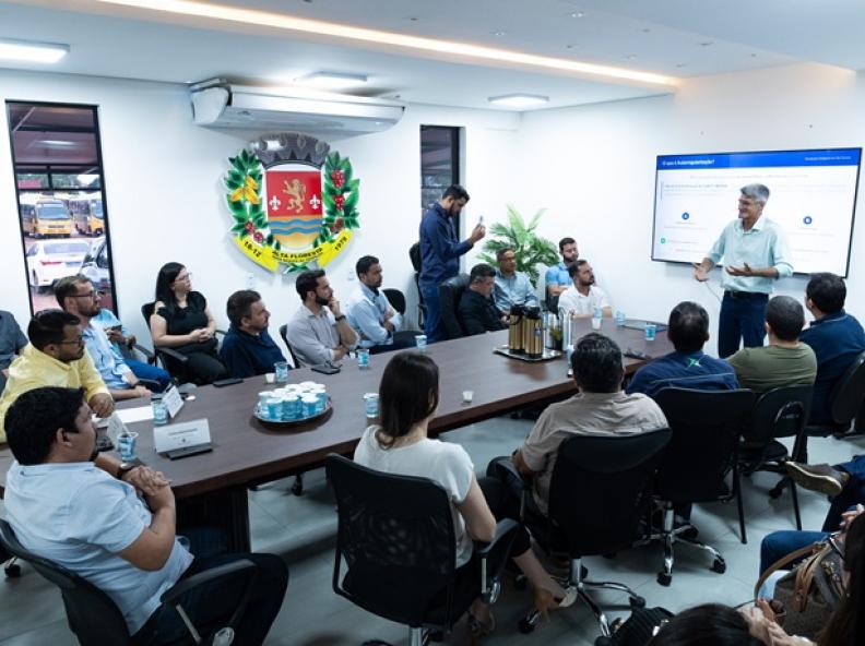 Reunião entre Prefeitura e CDL esclarece dúvidas e tranquiliza empresários em Alta Floresta