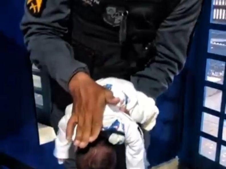 Policiais militares ajudam a salvar bebê de 15 dias engasgado com leite materno em Cuiabá