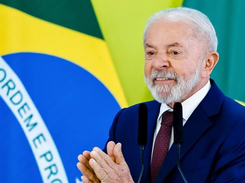 Lula condena intervenção dos EUA na Venezuela e cobra posicionamento da ONU