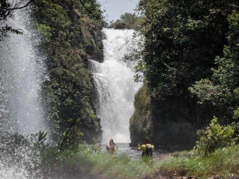 Defesa Civil de MT alerta para risco de cabeça d’água em rios e cachoeiras