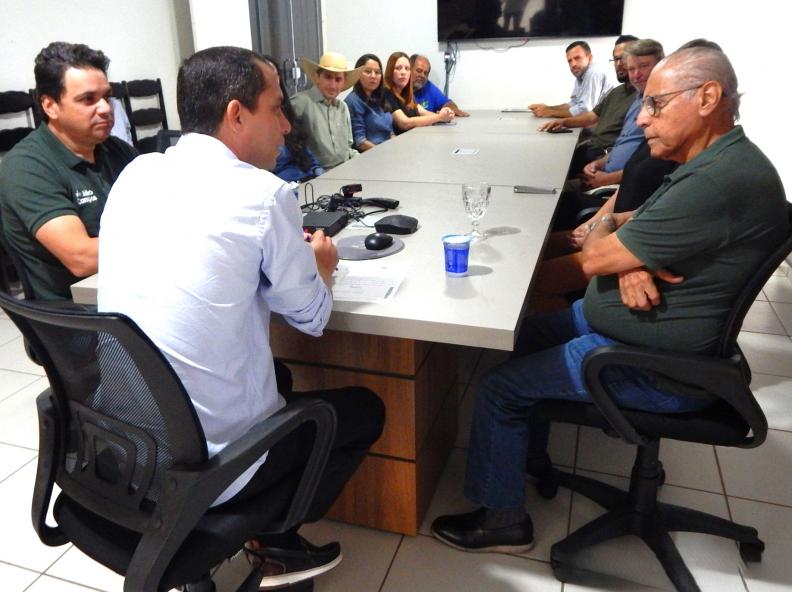 Visita de Júlio Campos a Nova Monte Verde rende frutos: 30 mil mudas de café e R$ 300 mil para saúde