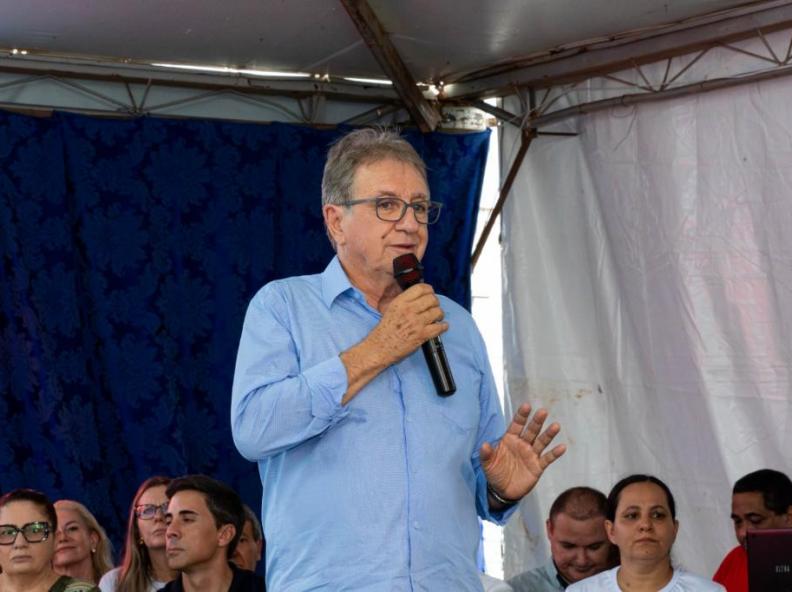 Asfalto, escolas e máquinas: Paranaíta recebe R$ 22,2 milhões em novos investimentos do Governo de MT