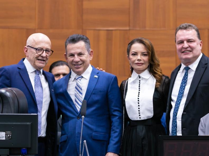 Otaviano Pivetta toma posse como governador de Mato Grosso após renúncia de Mauro Mendes