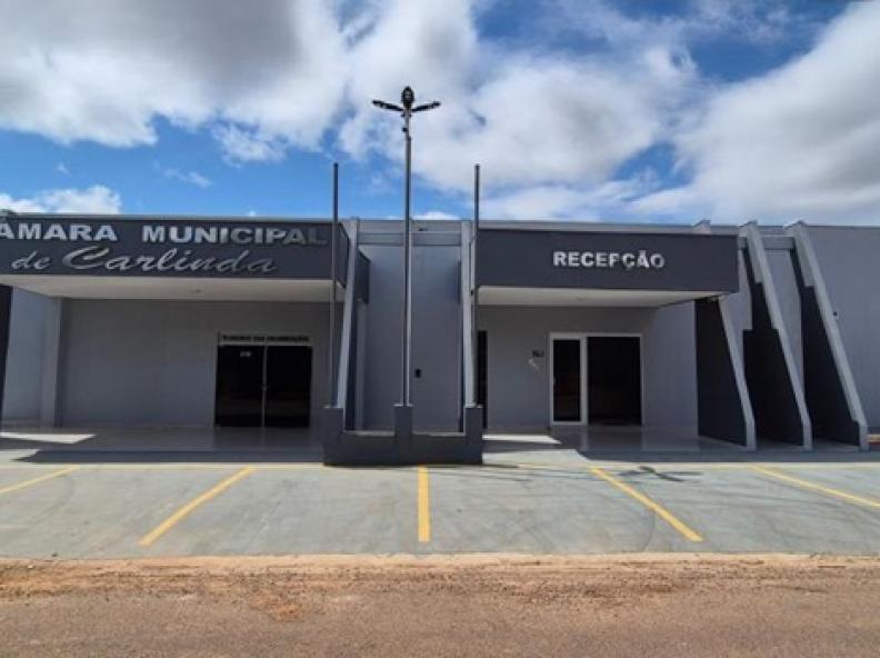 Câmara de Carlinda abre dispensa de licitação para compra de equipamentos multimídia