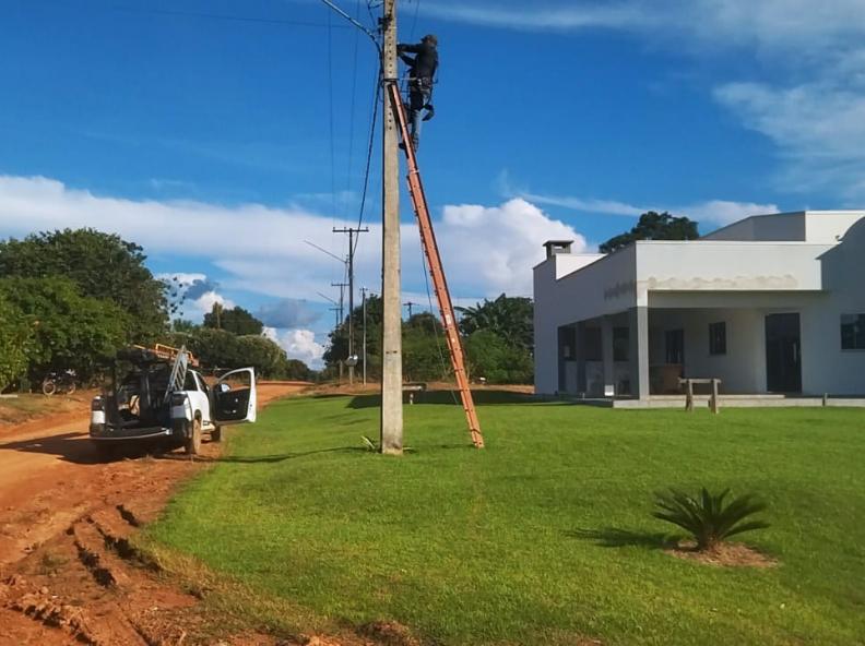 Prefeitura de Nova Monte Verde realiza manutenção da iluminação pública na zona rural