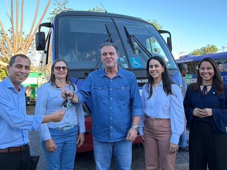 Nova Monte Verde é contemplada com micro-ônibus zero km pelo programa Caminhos da Saúde