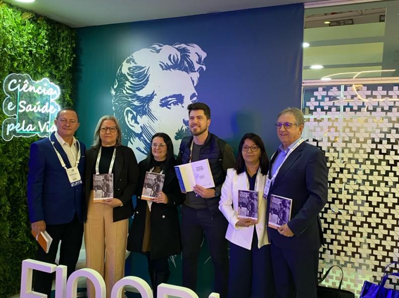 Paranaíta tem experiência reconhecida pela Fiocruz em livro que destaca práticas exitosas do SUS no Brasil