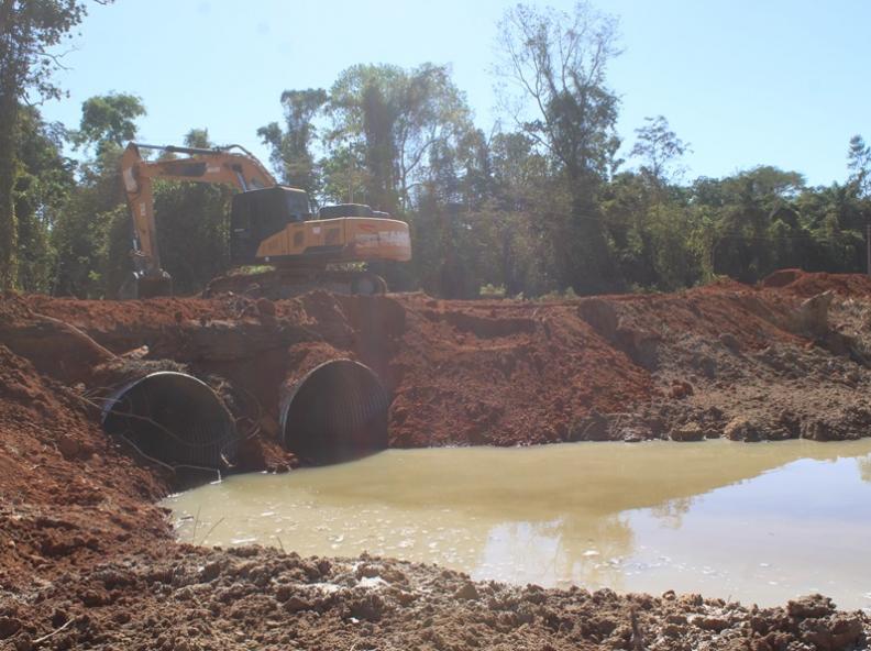 Prefeitura de Nova Monte Verde avança com revitalização da zona rural e instala bueiros metálicos na Estrada do Rodeador