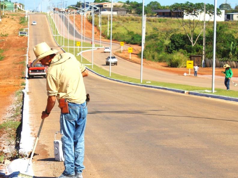 Prefeitura de Nova Monte Verde intensifica manutenção urbana